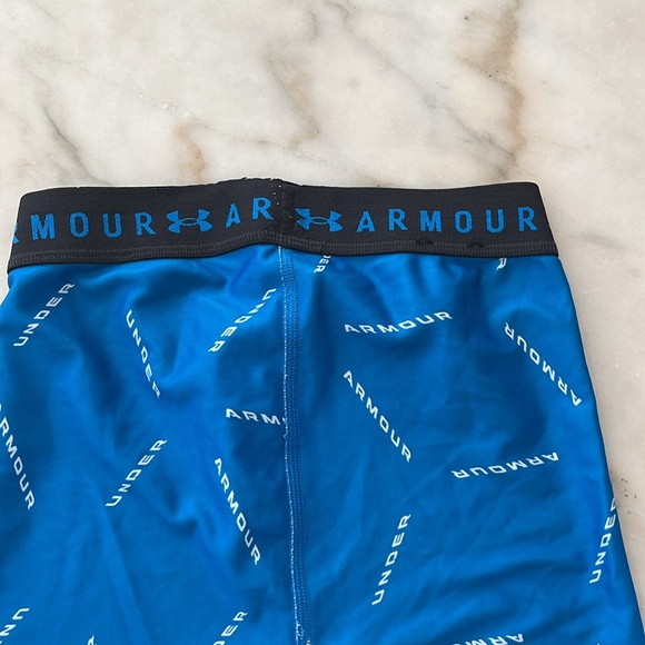 Under Armour Women's HeatGear Armour Bike Shorts 8" Inseam BLUE LOGO PRINT Sz XS - Picture 6 of 8